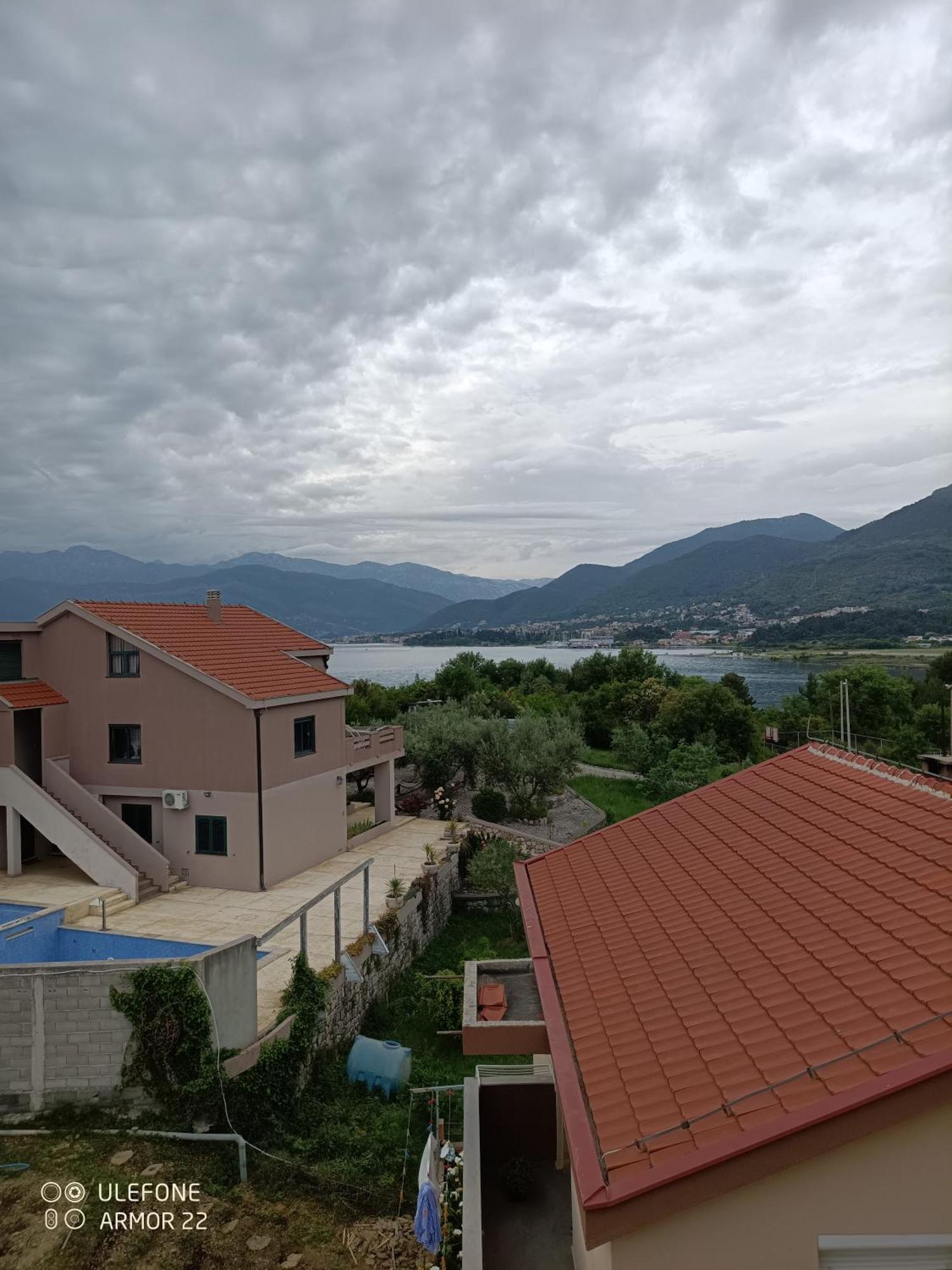 Apartmani Gaga Tivat Zewnętrze zdjęcie