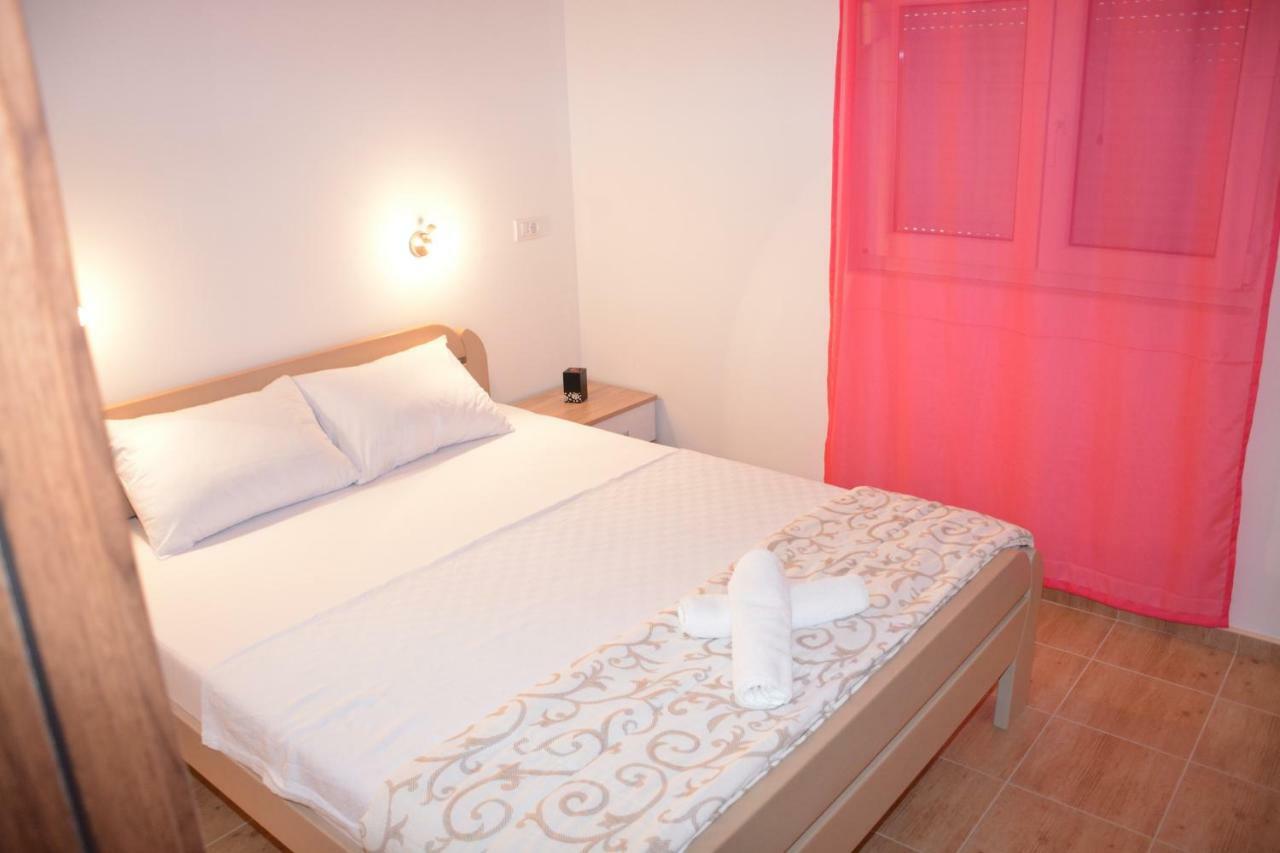 Apartmani Gaga Tivat Zewnętrze zdjęcie