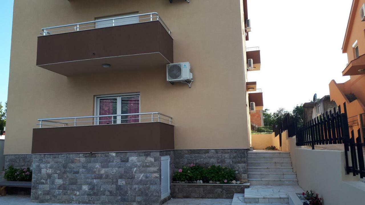 Apartmani Gaga Tivat Zewnętrze zdjęcie