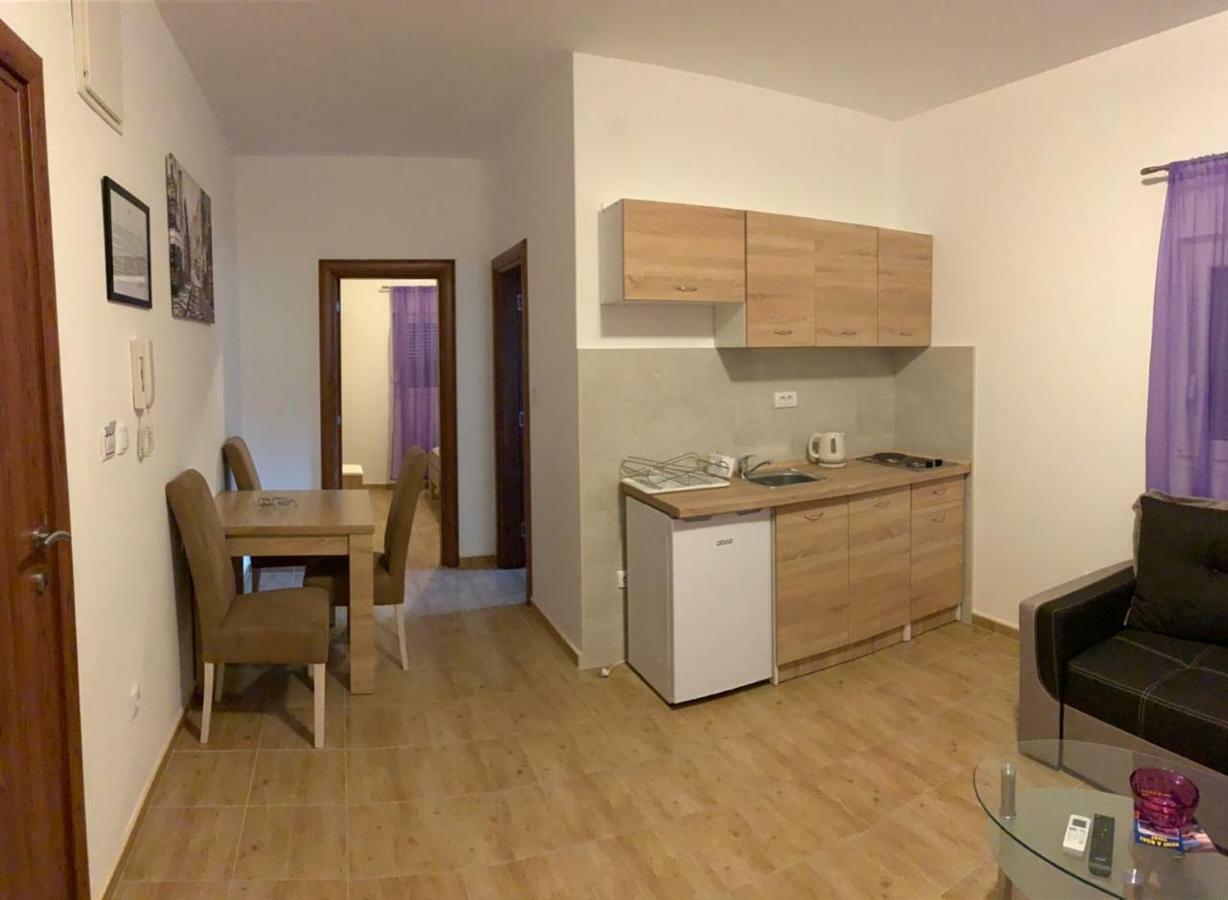 Apartmani Gaga Tivat Zewnętrze zdjęcie