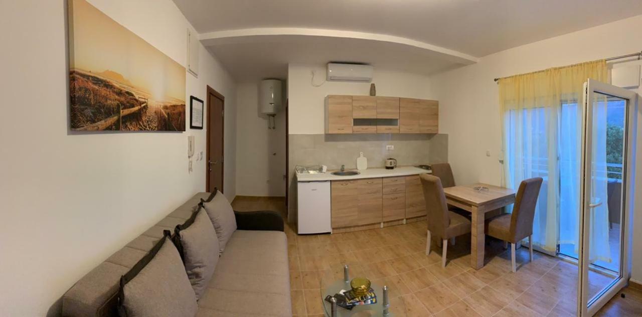 Apartmani Gaga Tivat Zewnętrze zdjęcie
